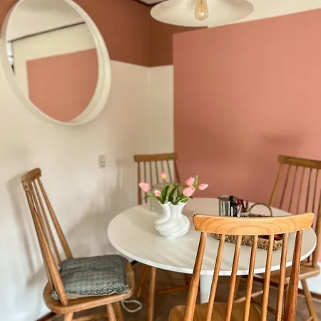 シャレー Boshuisjes Veluwe Olijfje Met Omheinde Tuin プッテン