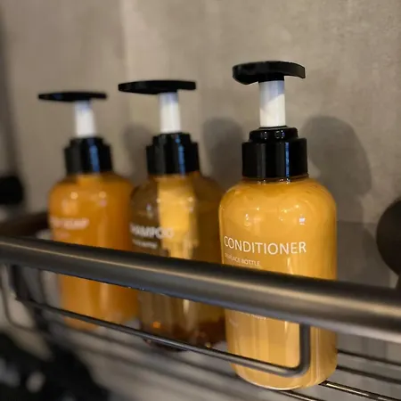 Boshuisjes Veluwe Olijfje Met Omheinde Tuin