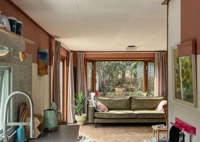 Uniek Boshuisje Olijfje Met Omheinde Tuin Op Loopafstand Veluwse Bos *